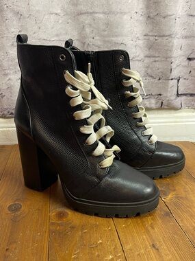 Steve Madden Laurie black leather ankle boots with block heels size 10